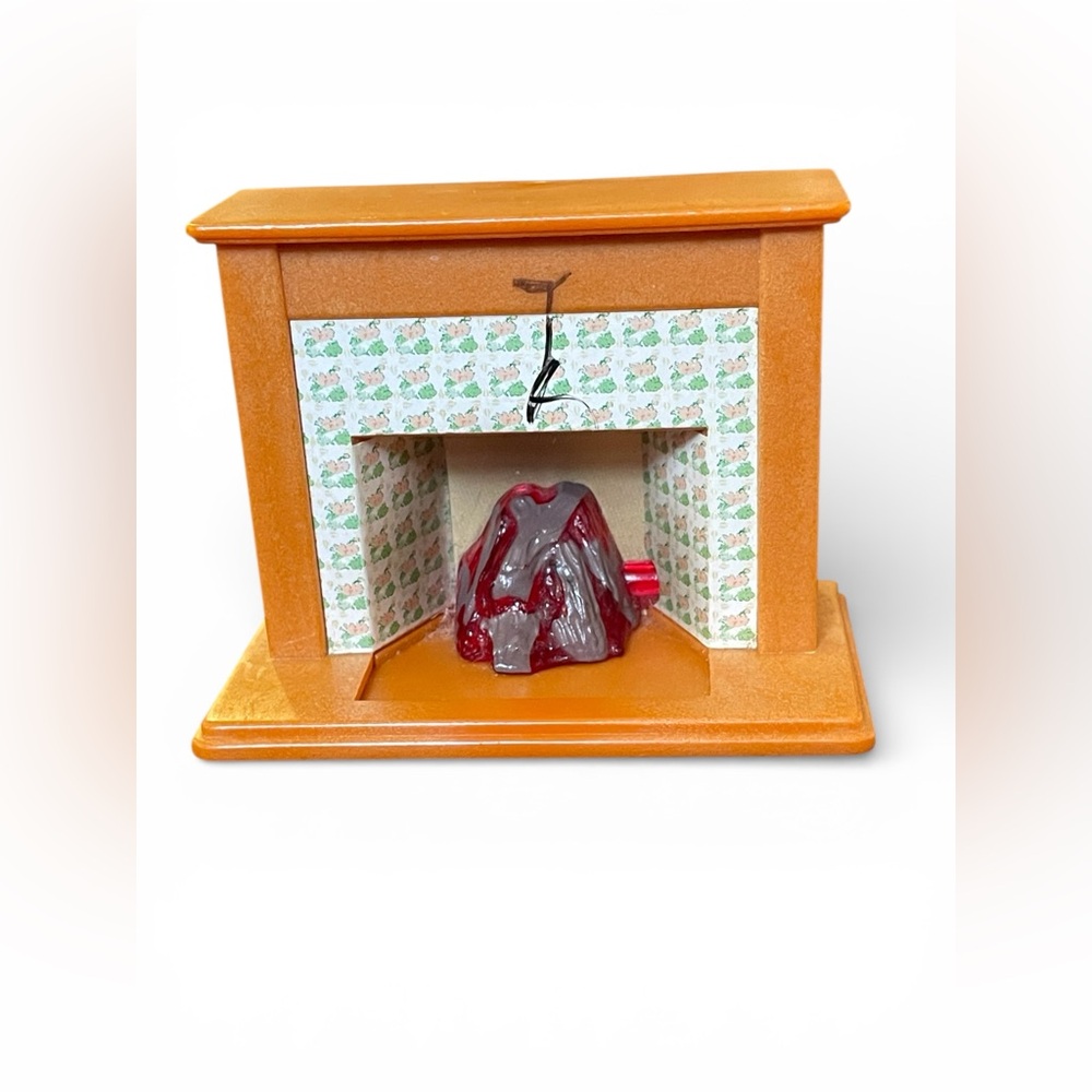 Calico Critters Sylvania Families Fireplace Battery Operated Dollhouse Furniture - Picture 2 of 7